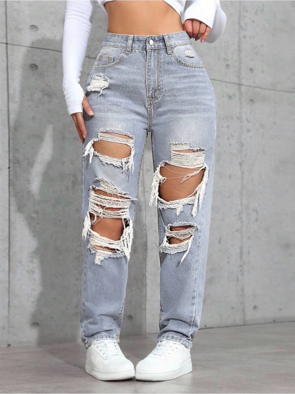 SHEINCurve+ Light Blue Distressed High-Rise Boyfriend Jeans